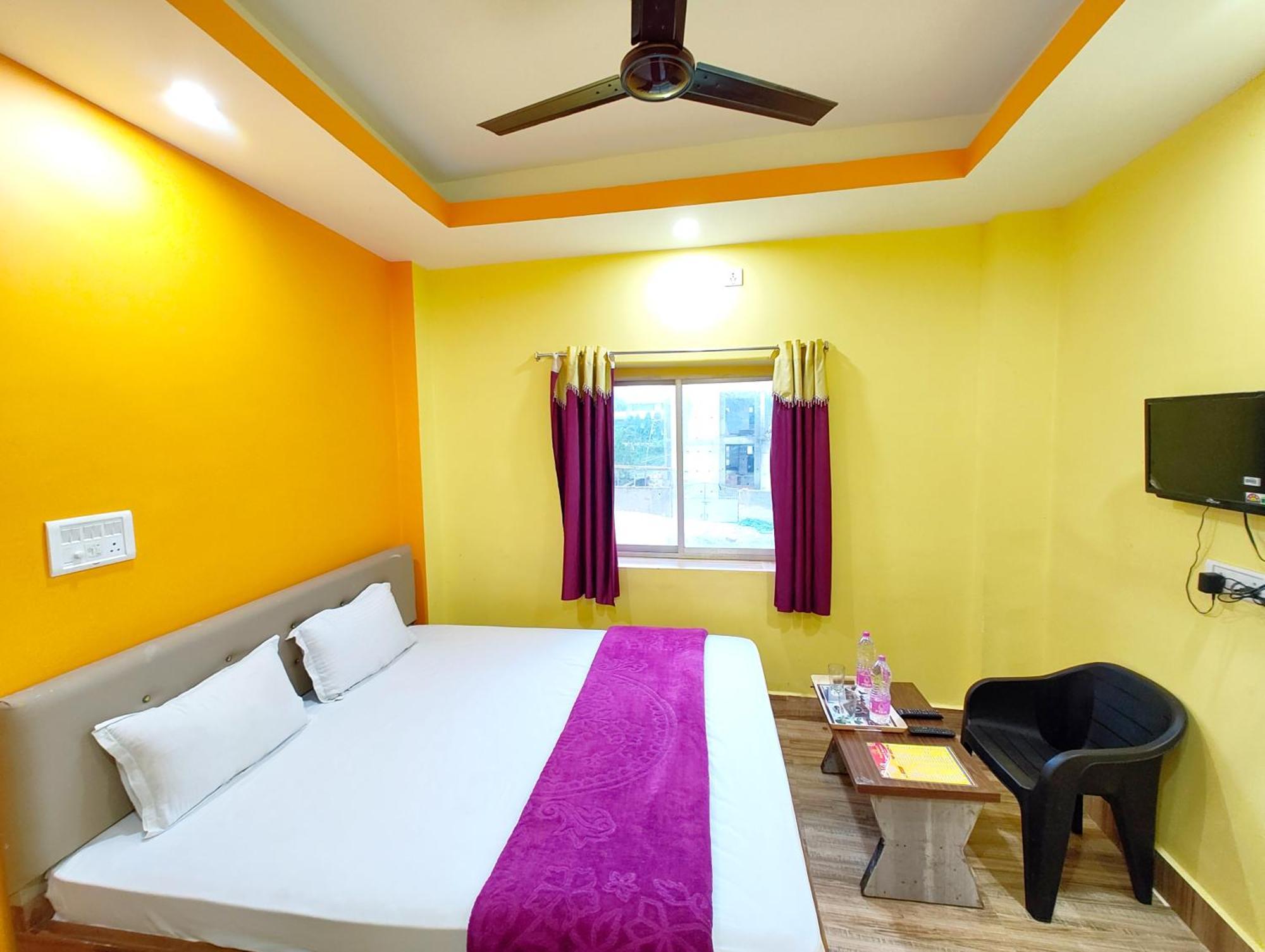 Goroomgo Sahoo Palace Puri - Prime Location Near Sea Beach - Excellent Service With Parking Facilities Exterior photo